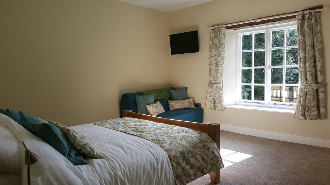 Pontyclerc Farm House Bed And Breakfast 阿曼福德 外观 照片