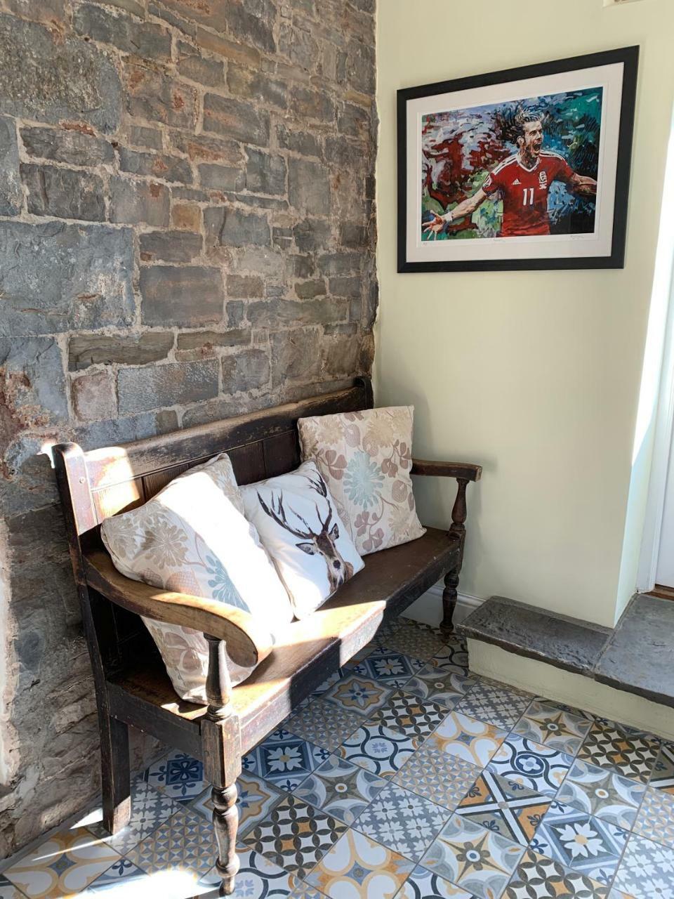 Pontyclerc Farm House Bed And Breakfast 阿曼福德 外观 照片