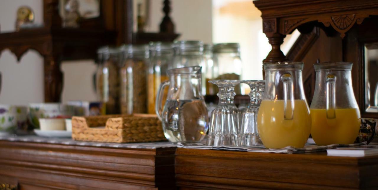 Pontyclerc Farm House Bed And Breakfast 阿曼福德 外观 照片