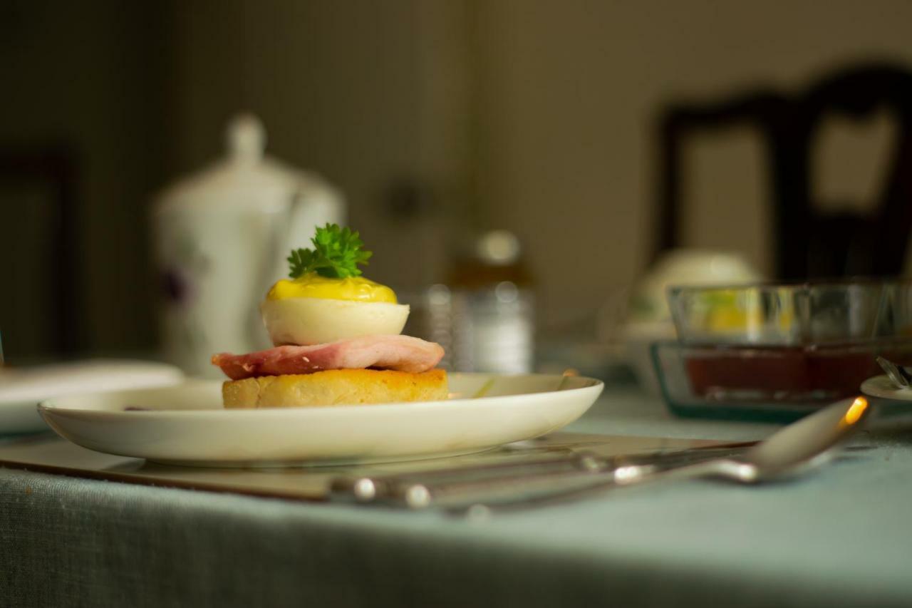 Pontyclerc Farm House Bed And Breakfast 阿曼福德 外观 照片