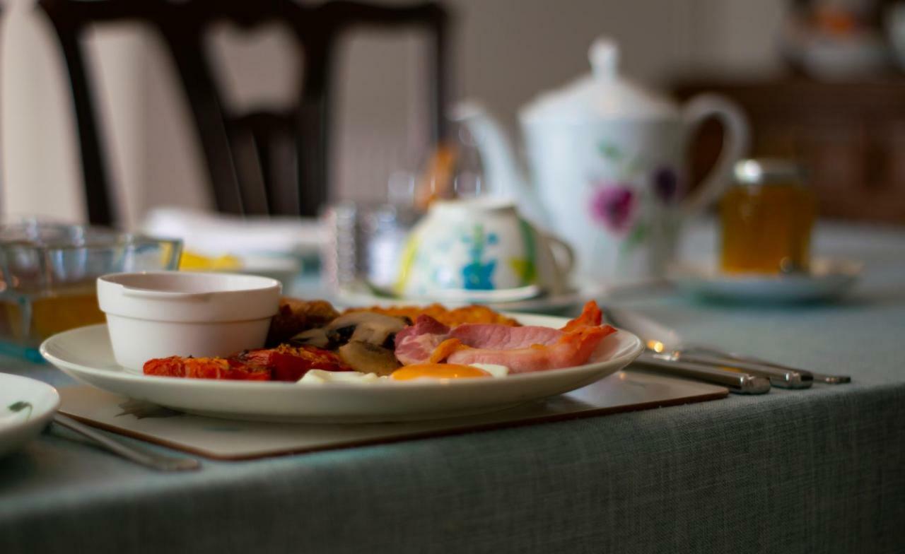 Pontyclerc Farm House Bed And Breakfast 阿曼福德 外观 照片
